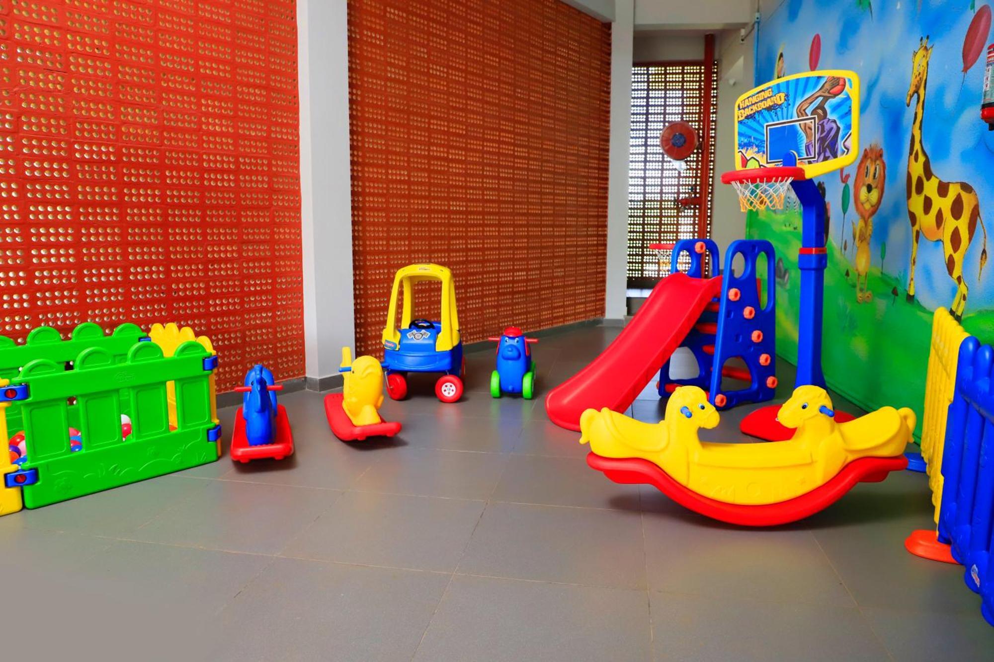 Hotel Serene Aqua Hills Kozhikode Mennanyam Esterno foto